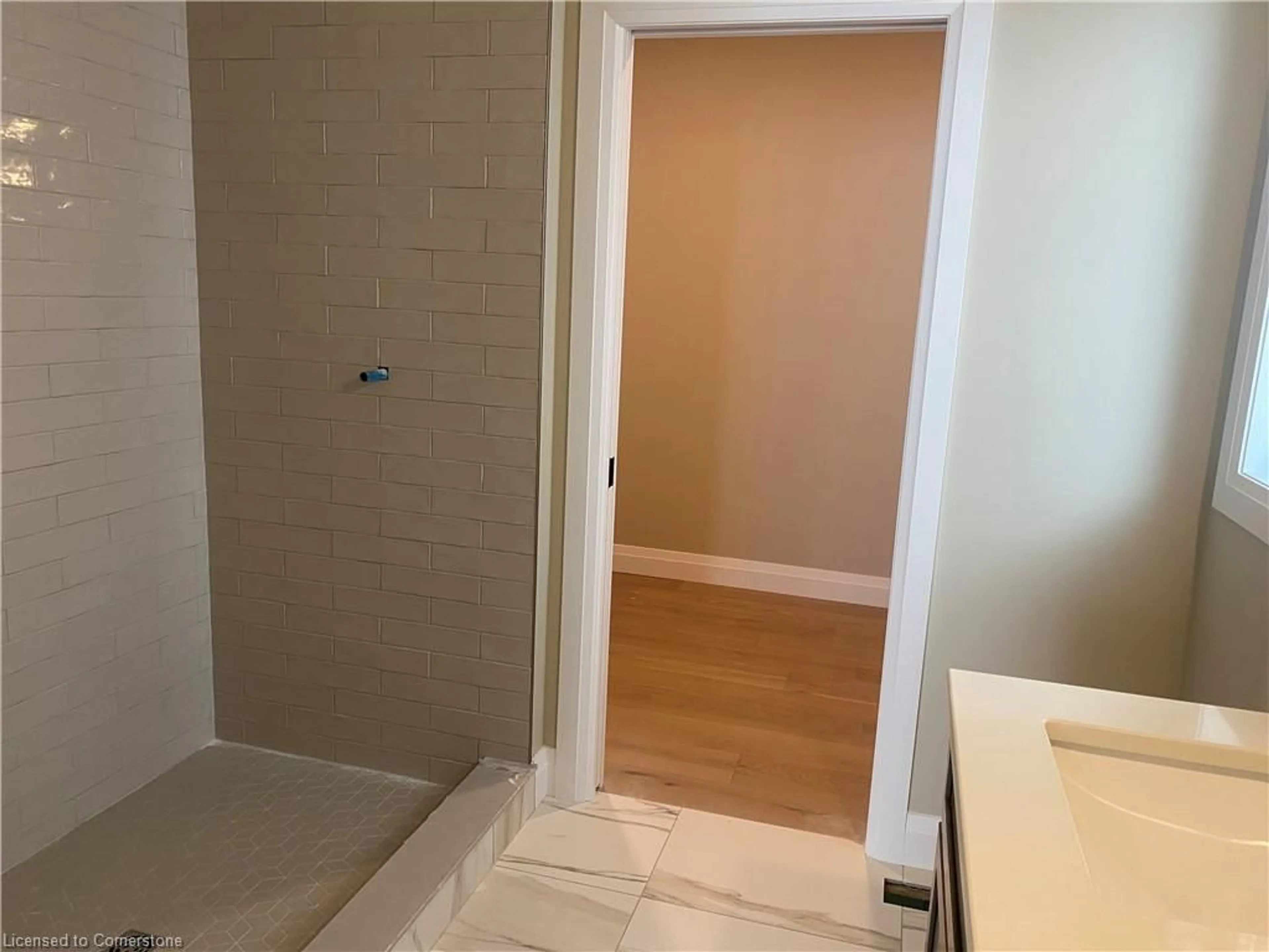 A pic of a room for 40 Richard Rank Rd, Elmira Ontario N3B 0E9