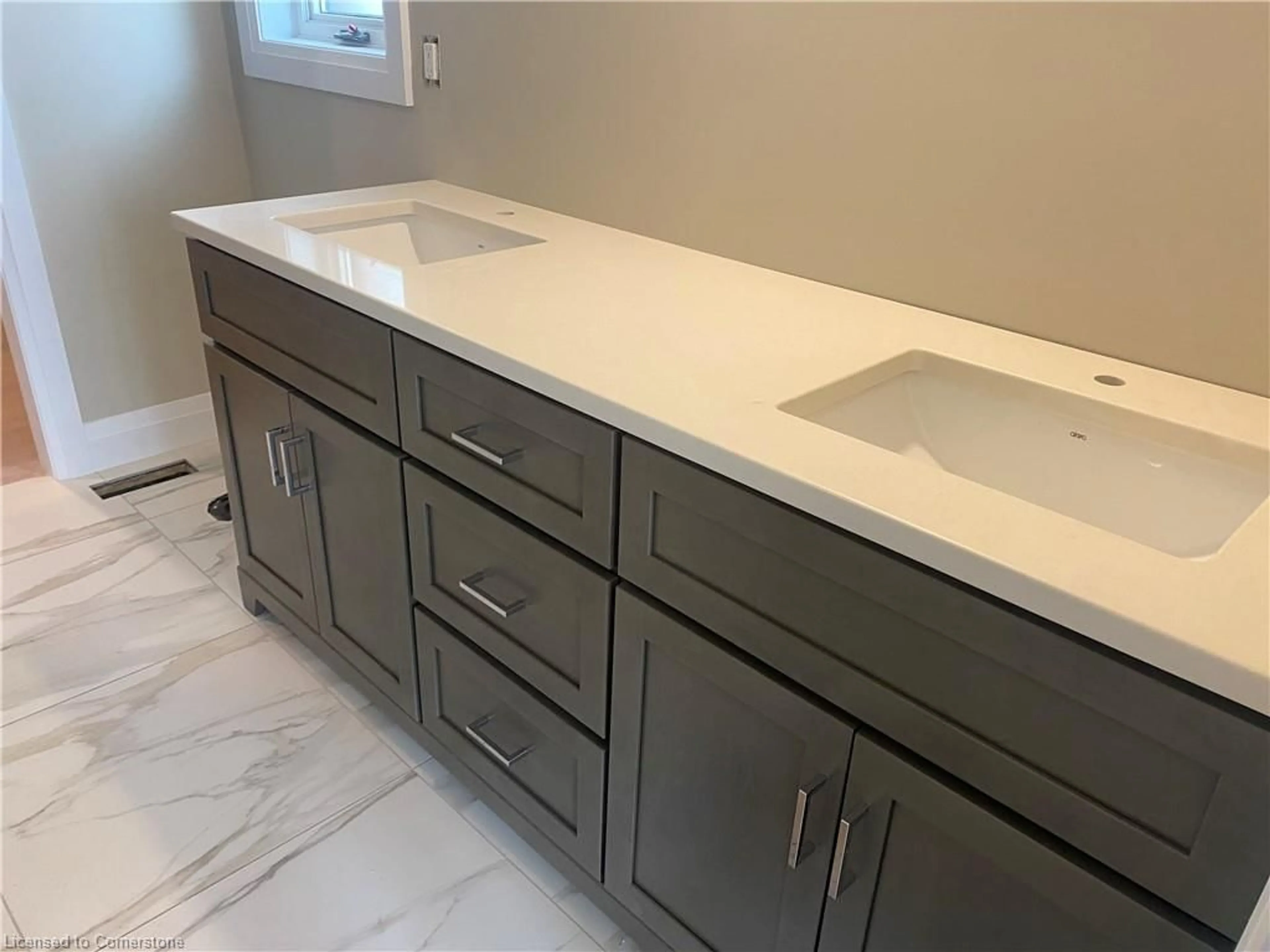 Contemporary bathroom, ceramic/tile floor for 40 Richard Rank Rd, Elmira Ontario N3B 0E9