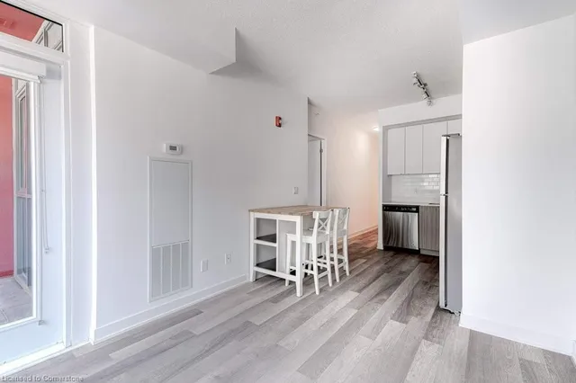 Additional property image - 5260 Dundas St Unit C207