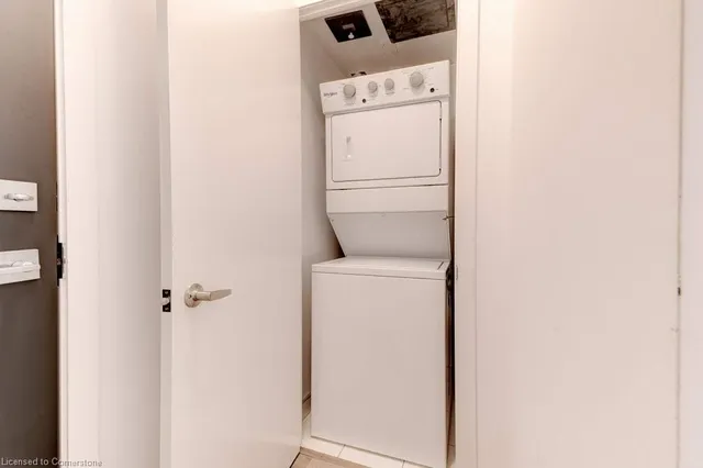 Additional property image - 5260 Dundas St Unit C207