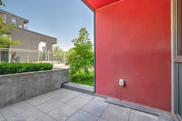 Additional property image - 5260 Dundas St Unit C207