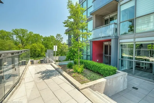 Additional property image - 5260 Dundas St Unit C207