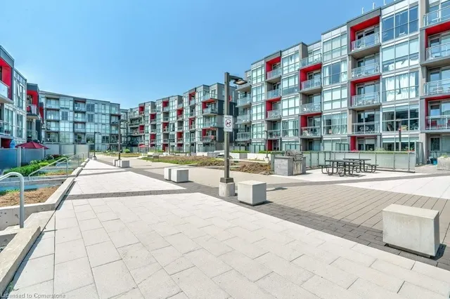 Additional property image - 5260 Dundas St Unit C207