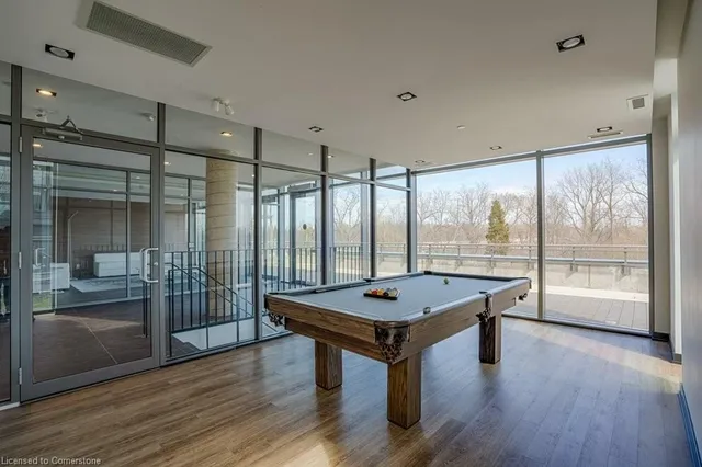 Additional property image - 5260 Dundas St Unit C207