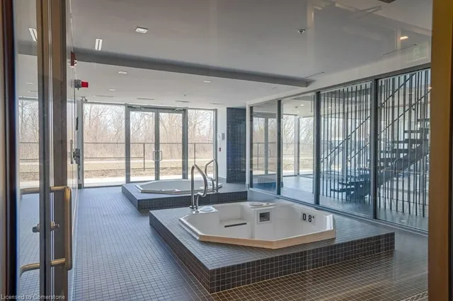 Additional property image - 5260 Dundas St Unit C207