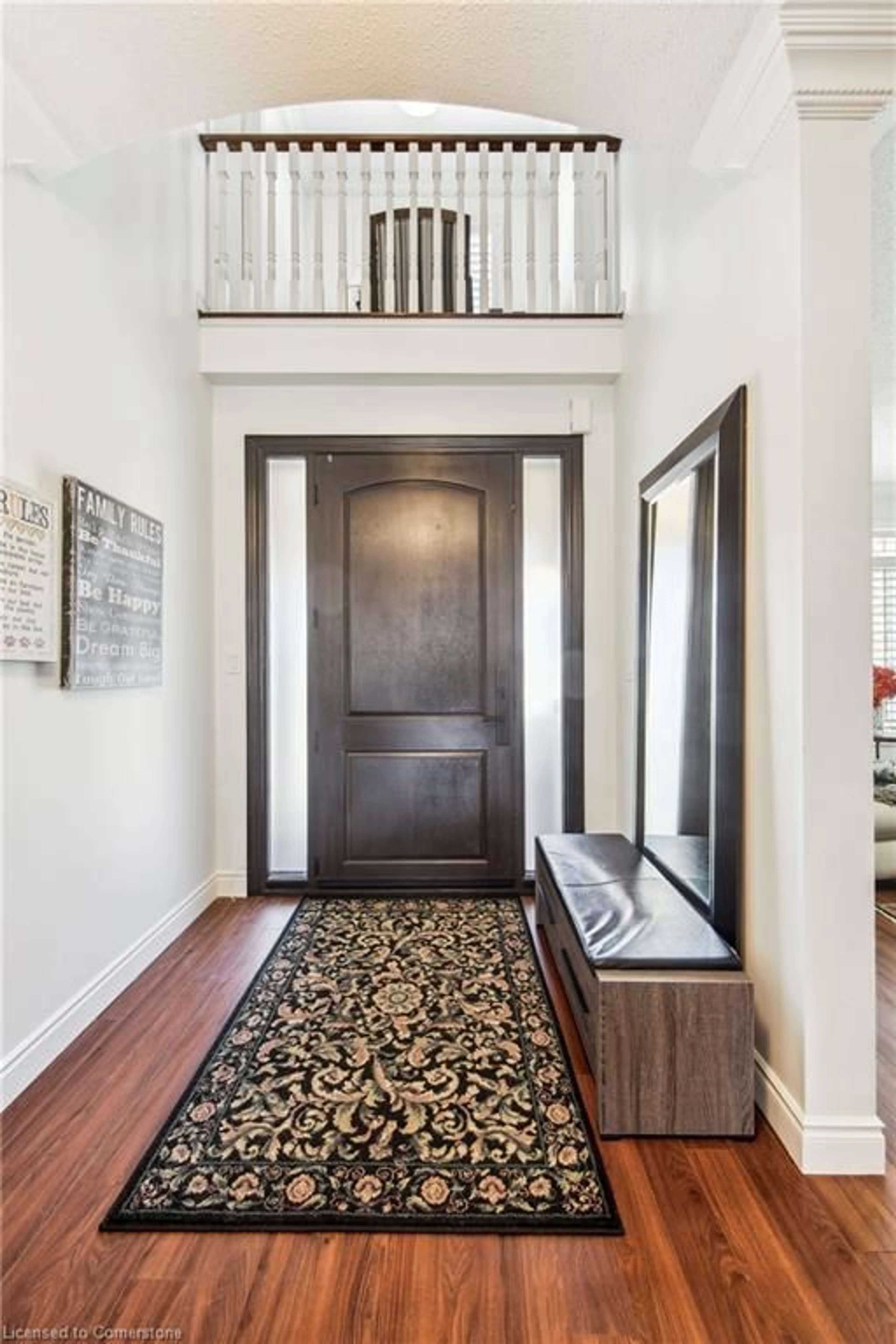 Indoor entryway for 4228 Amaletta Cres, Burlington Ontario L7M 5C5