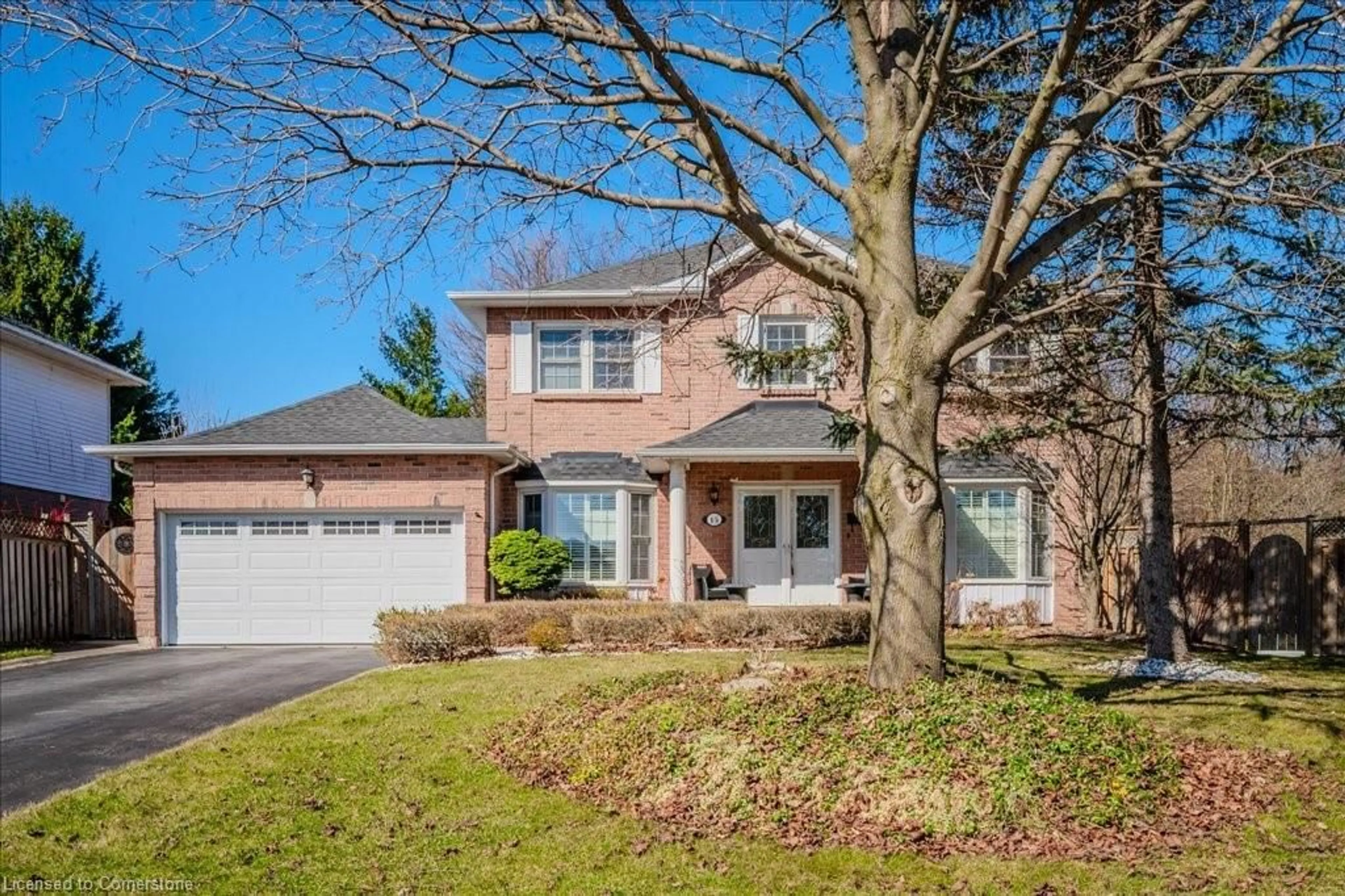 Home with brick exterior material, street for 15 Lennard Cres, Dundas Ontario L9H 6S5