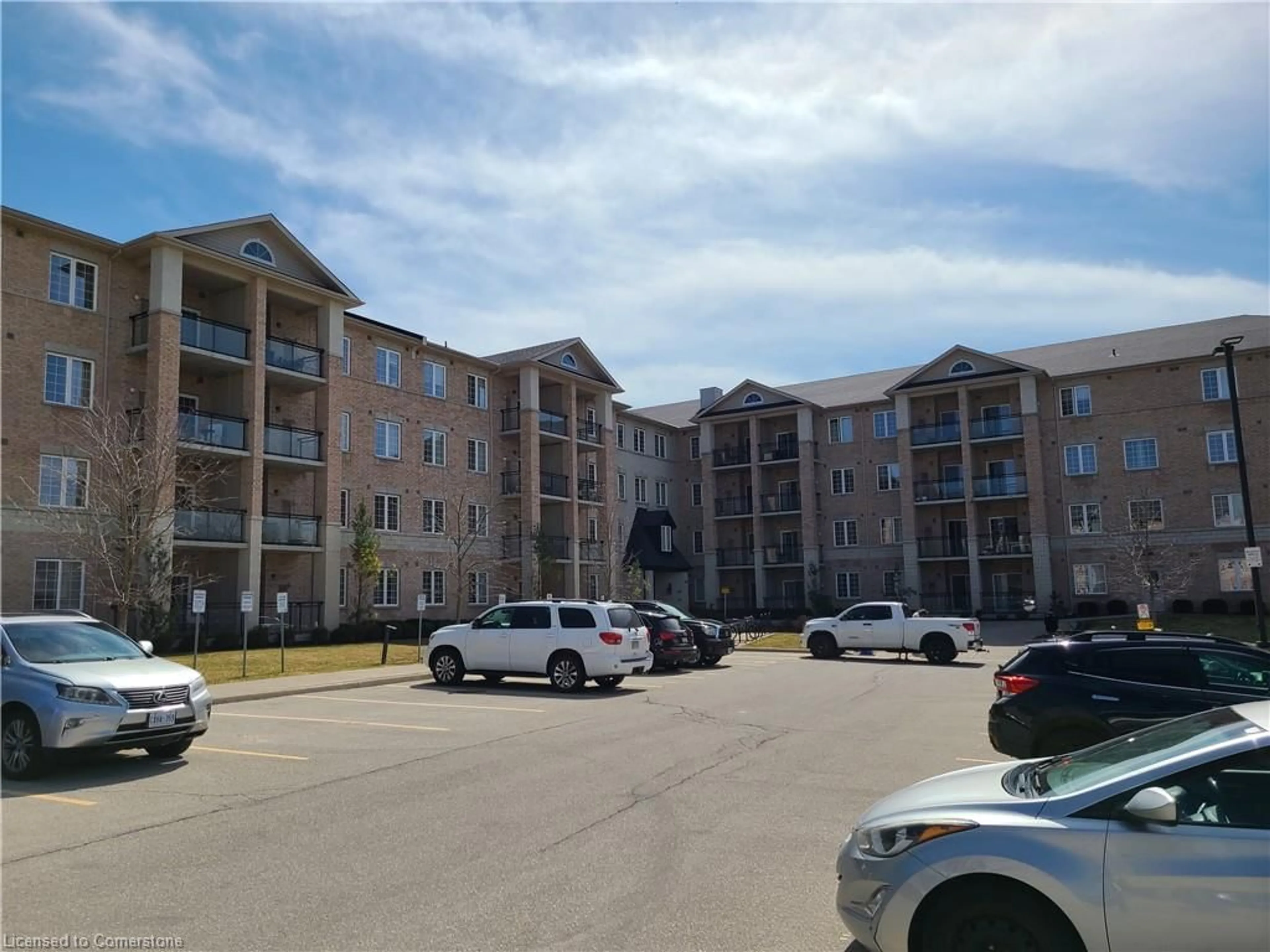 A pic from outside/outdoor area/front of a property/back of a property/a pic from drone, building for 1077 Gordon St #323, Guelph Ontario N1G 0E3