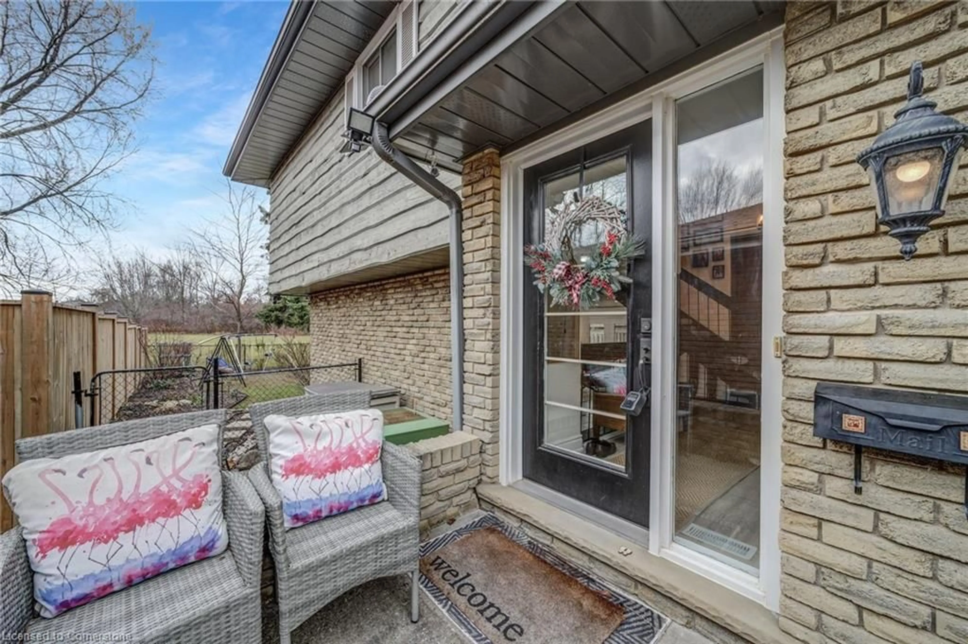 Patio, street for 53 Winding Way, Brantford Ontario N3R 3S4