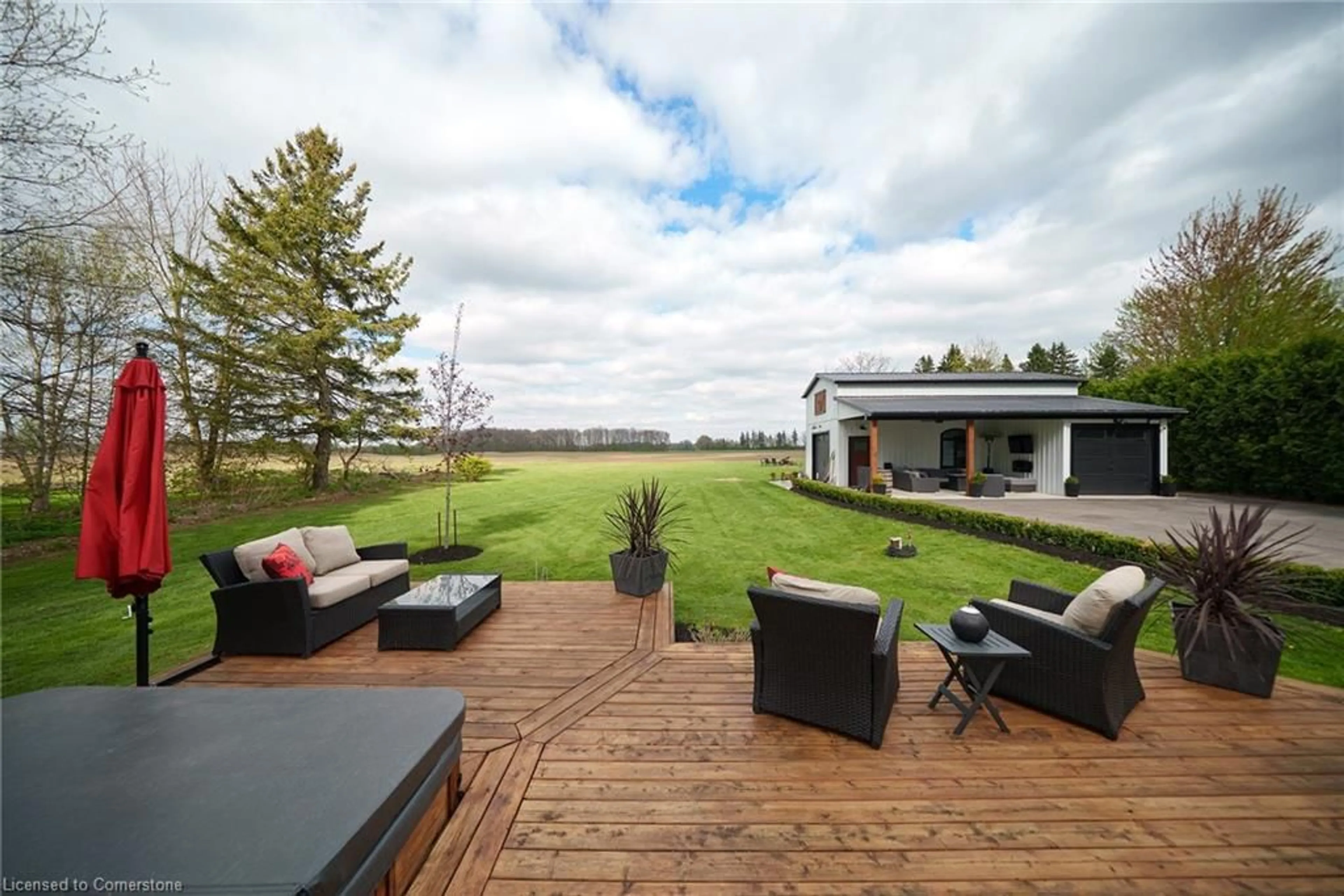 Patio, water/lake/river/ocean view for 747 Norfolk St, Simcoe Ontario N3Y 4K1