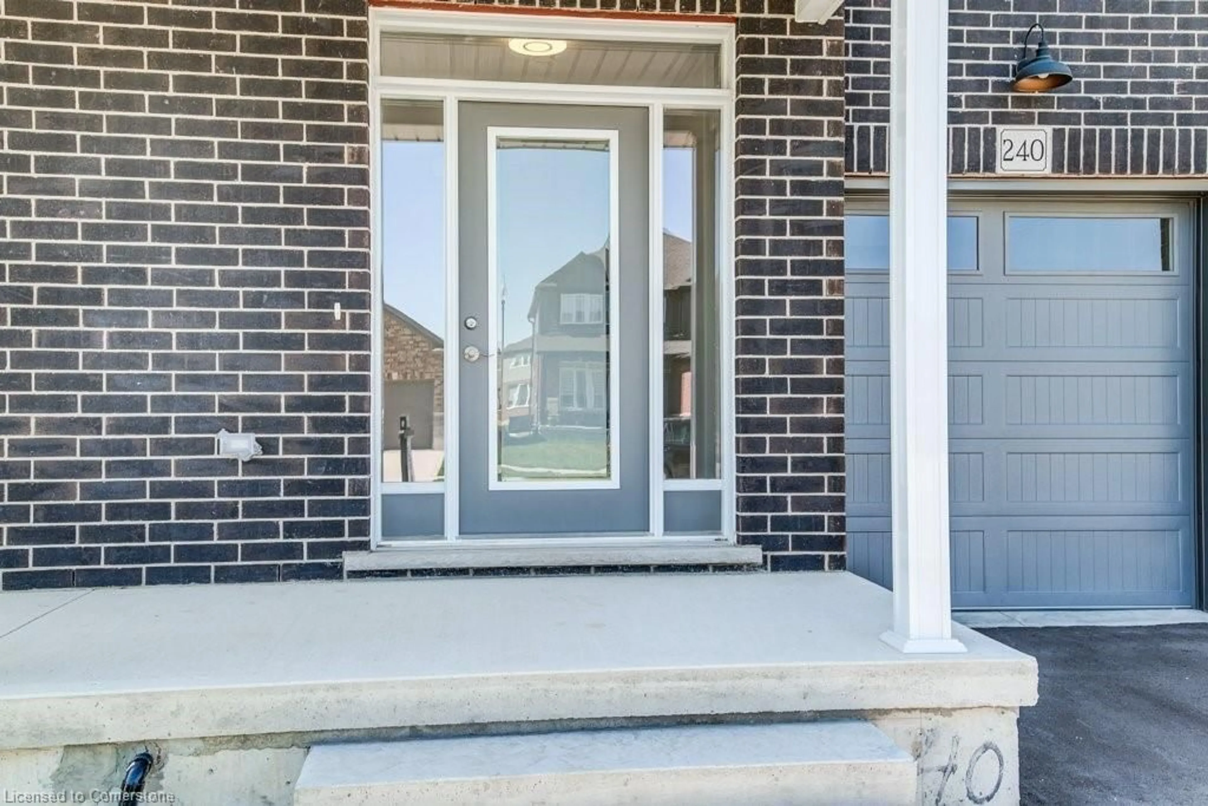 Indoor entryway for 240 Keeso Lane, Listowel Ontario N4W 0C3