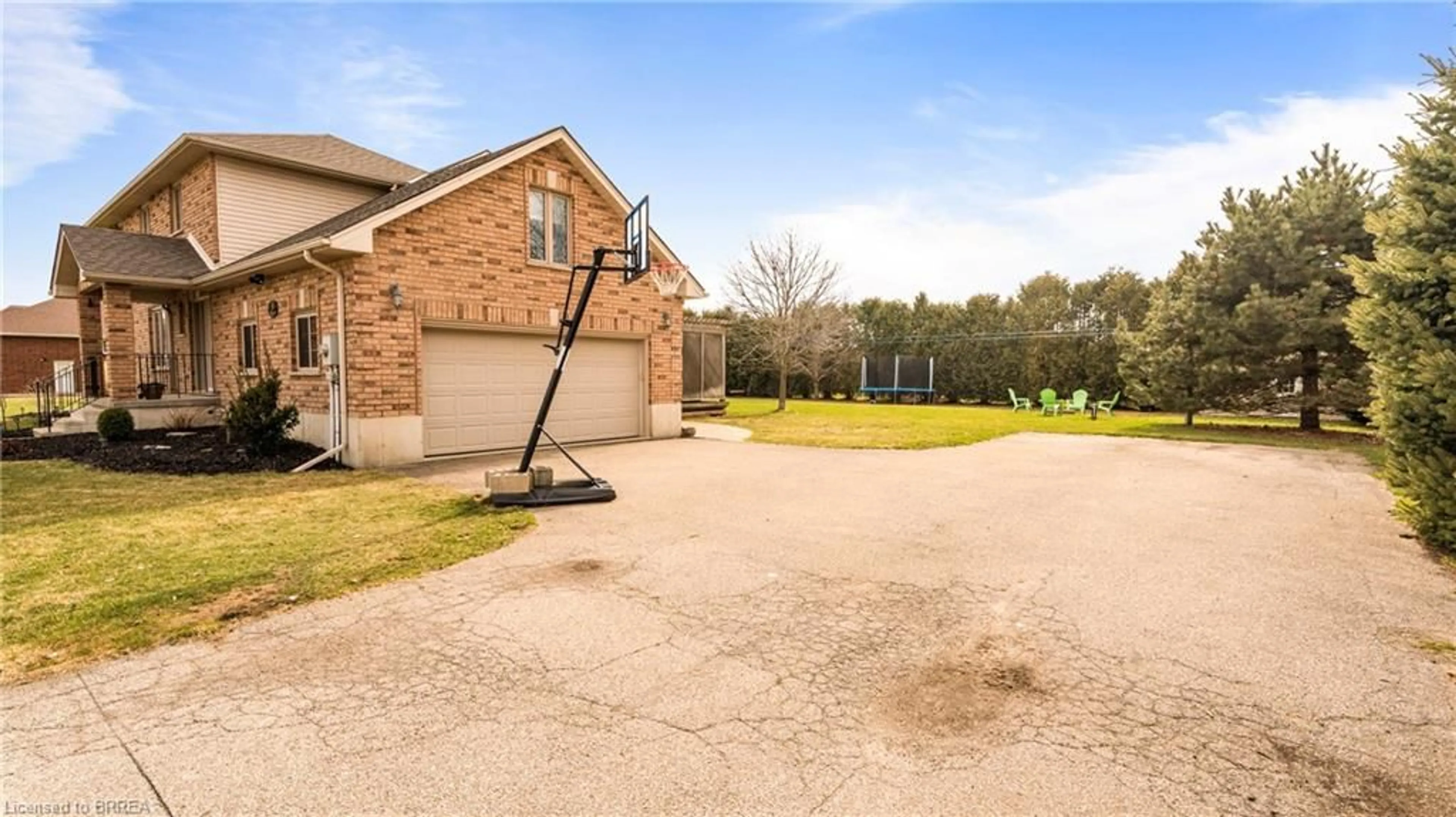 A pic from outside/outdoor area/front of a property/back of a property/a pic from drone, street for 5 Cedar Lane, Burford Ontario N0E 1A0