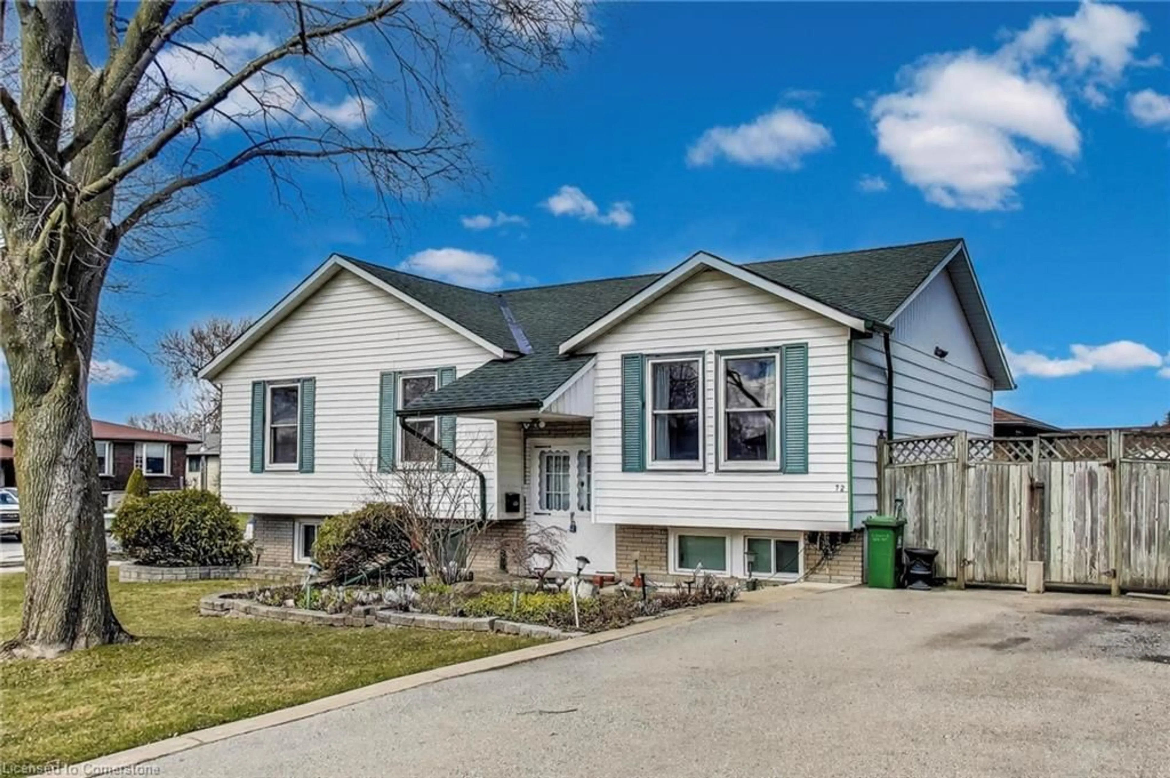 Home with vinyl exterior material, street for 72 Glenvale Dr, Hamilton Ontario L9C 2X6