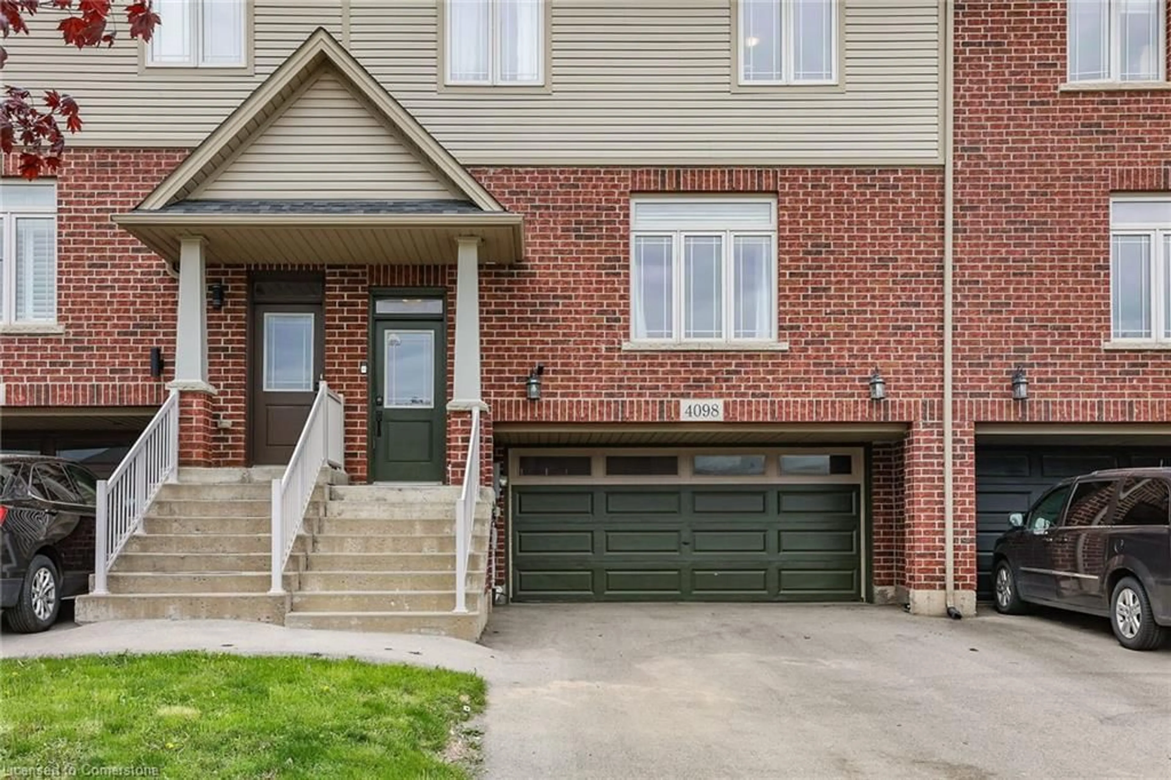 Home with brick exterior material, street for 4098 Cassandra Dr, Beamsville Ontario L3J 0M5