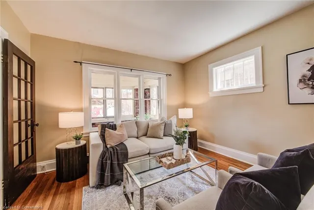 Additional property image - 7 Dekay St