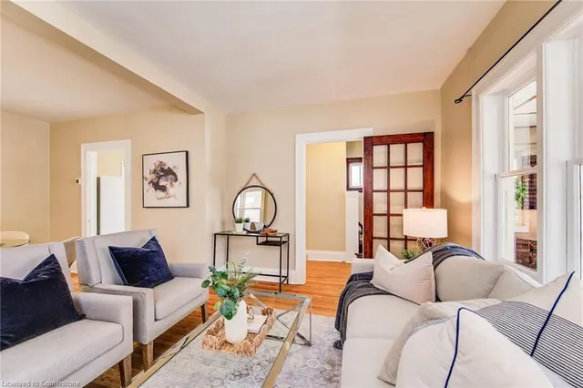 Additional property image - 7 Dekay St