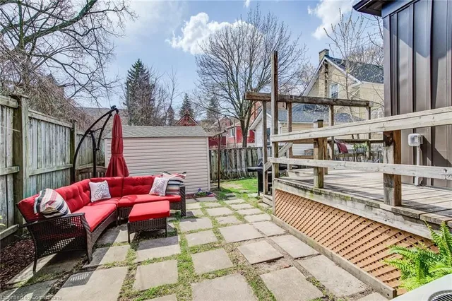 Additional property image - 7 Dekay St