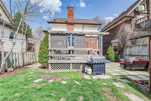 Additional property image - 7 Dekay St