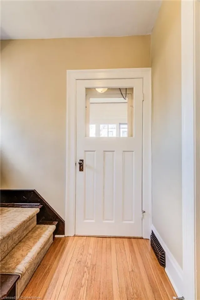 Additional property image - 7 Dekay St