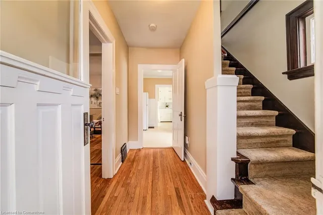 Additional property image - 7 Dekay St