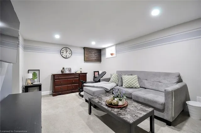 Additional property image - 186 Wentworth Ave