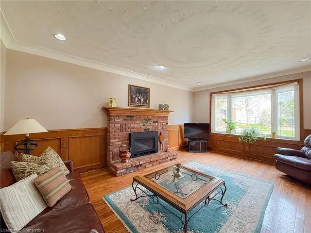 Additional property image - 499 Bush Dr