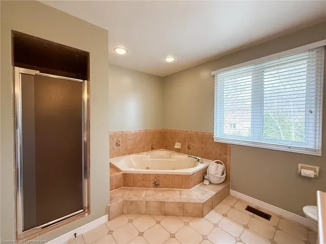 Additional property image - 499 Bush Dr