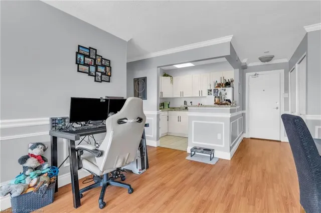 Additional property image - 64 Benton St Unit 1102