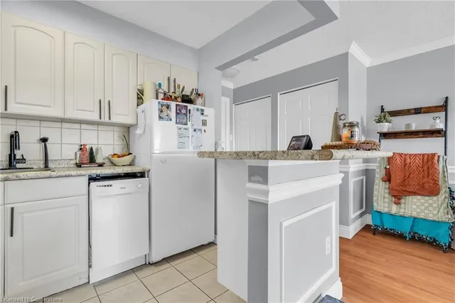 Additional property image - 64 Benton St Unit 1102