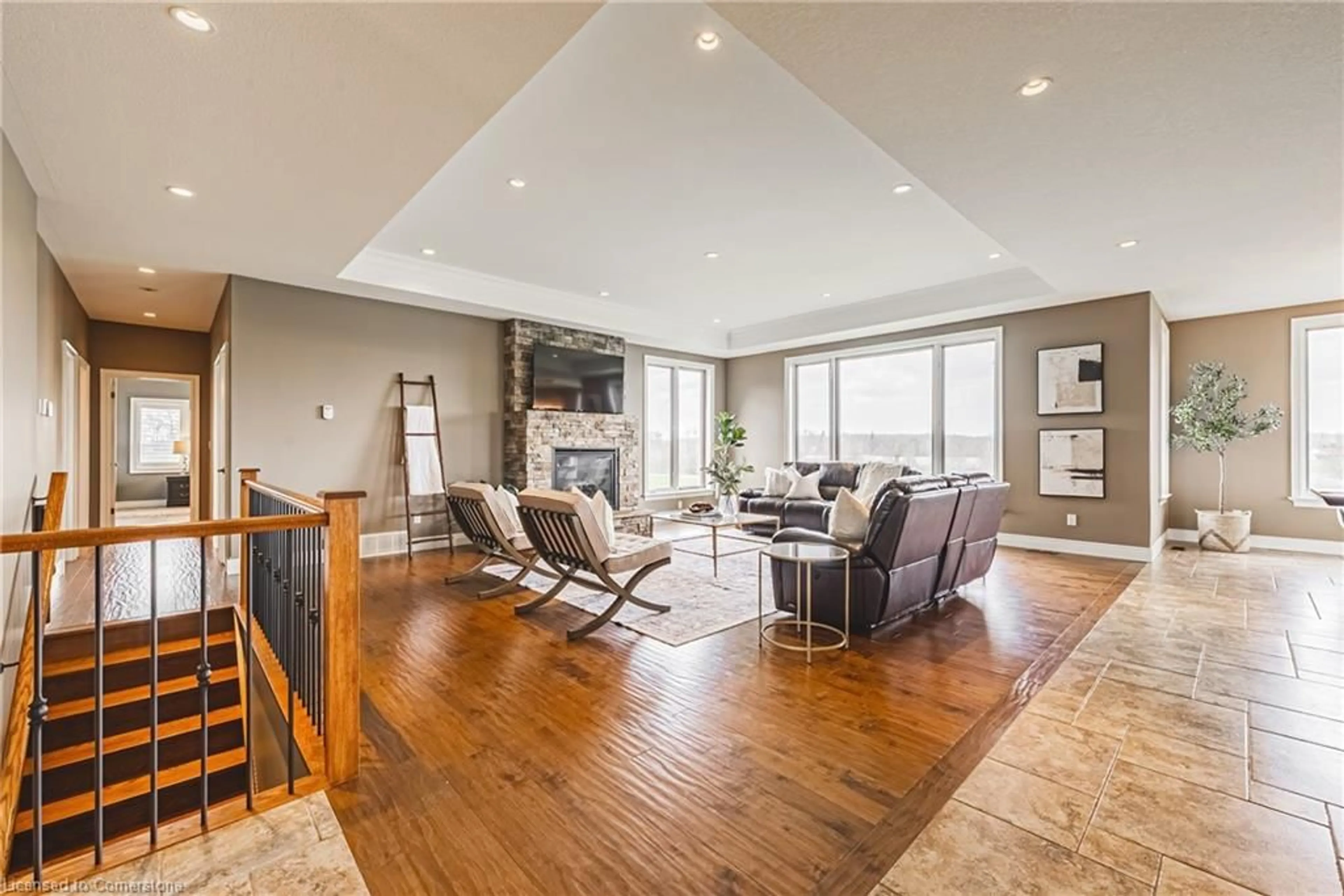 Living room with furniture, wood/laminate floor for 15 Reeds Rd, Cayuga Ontario N0A 1E0