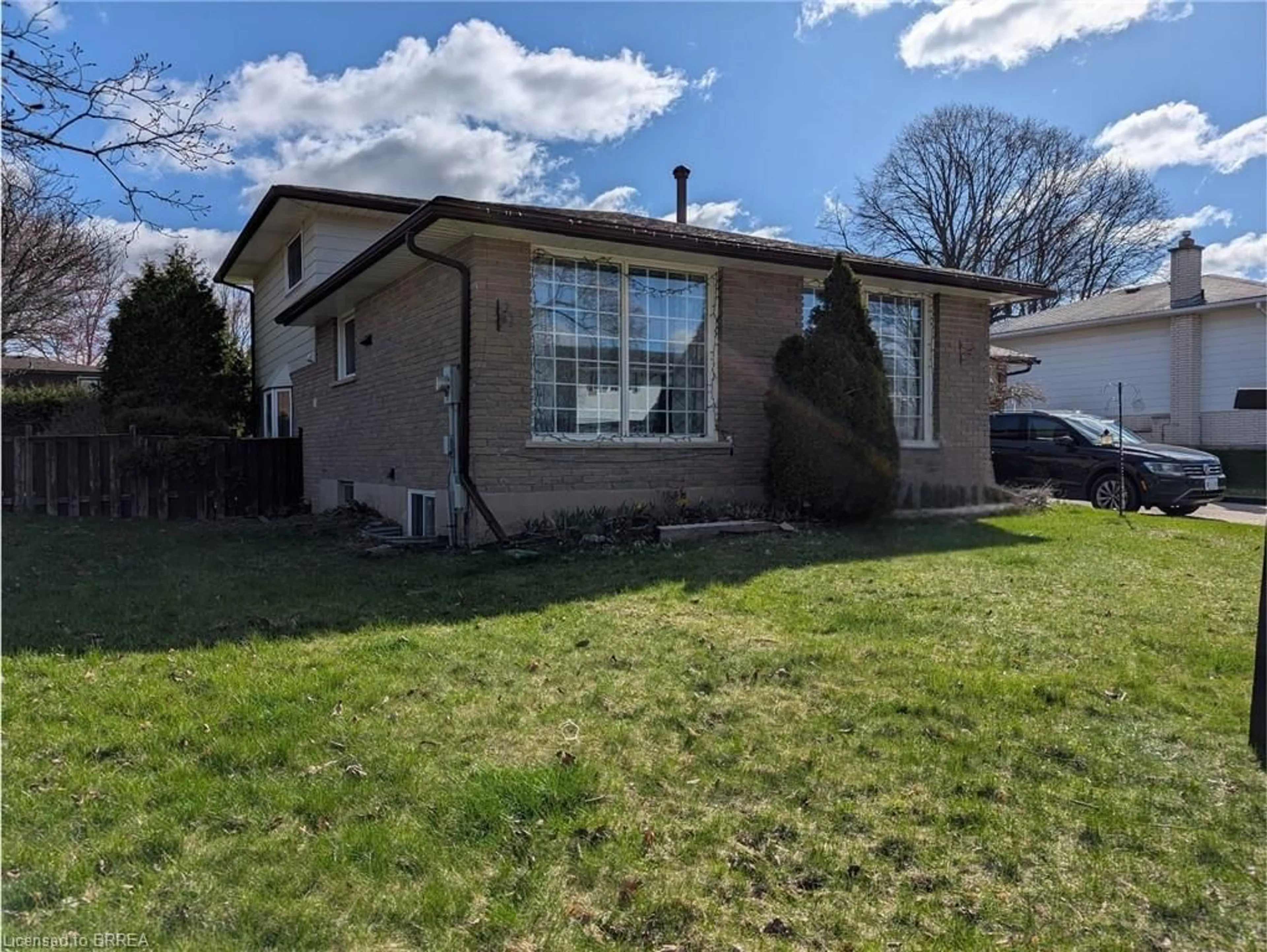 Unknown for 26 Westbrier Knoll, Brantford Ontario N3R 5W1