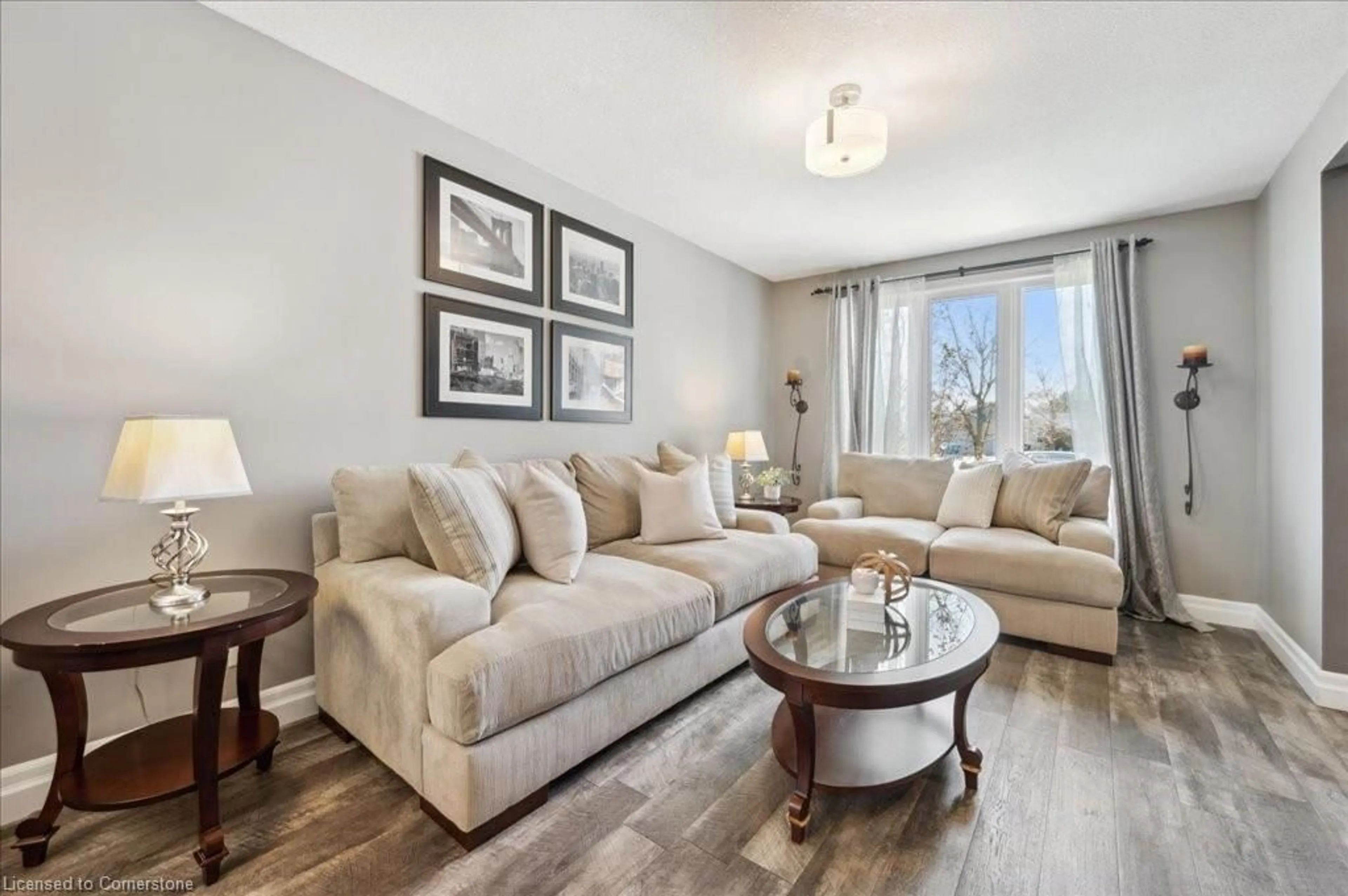 Living room with furniture, unknown for 51 Costain Crt, Kitchener Ontario N2N 3A5