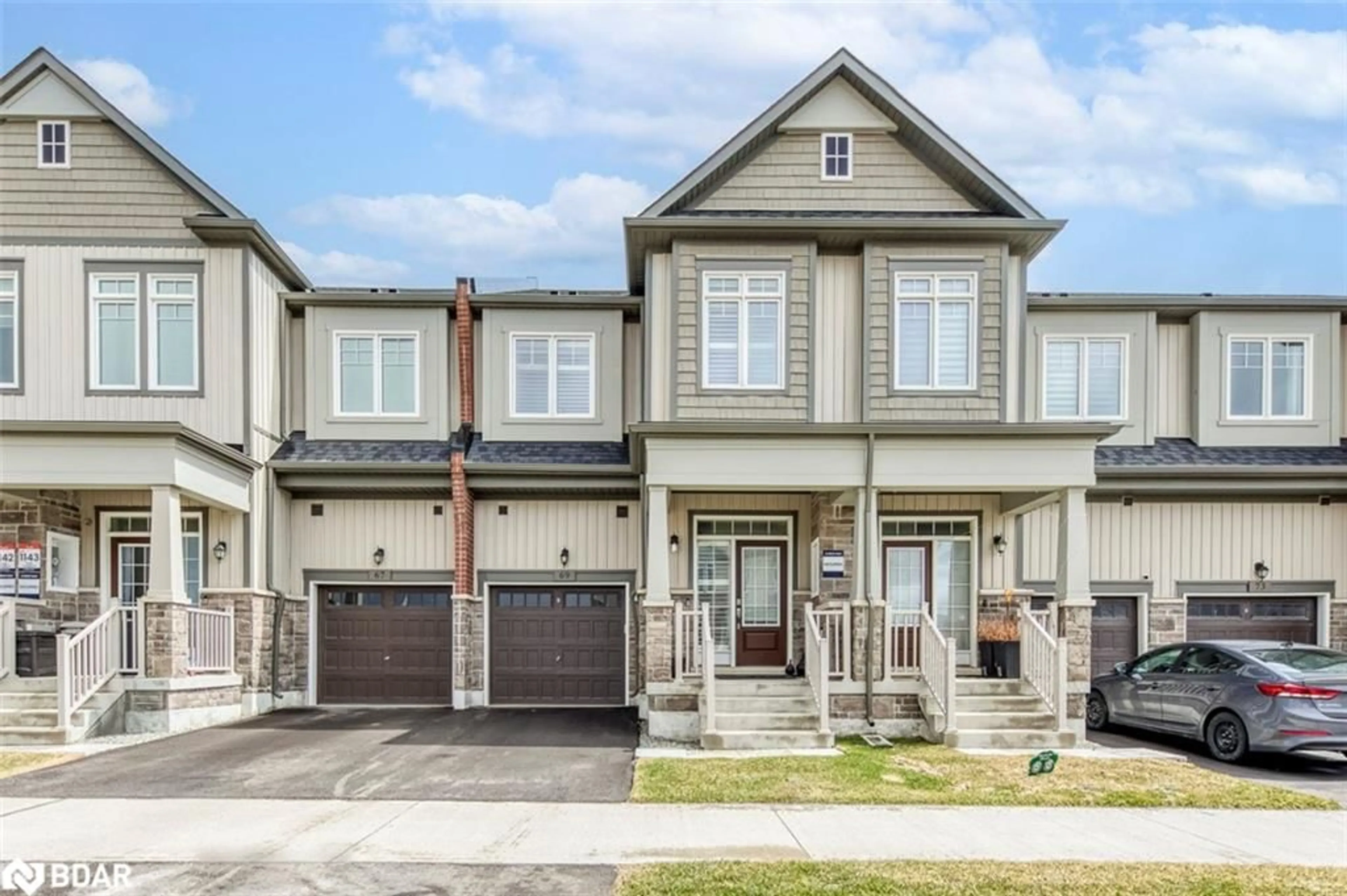 Home with brick exterior material, street for 69 Greer Street, Barrie Ontario L9J 0R5