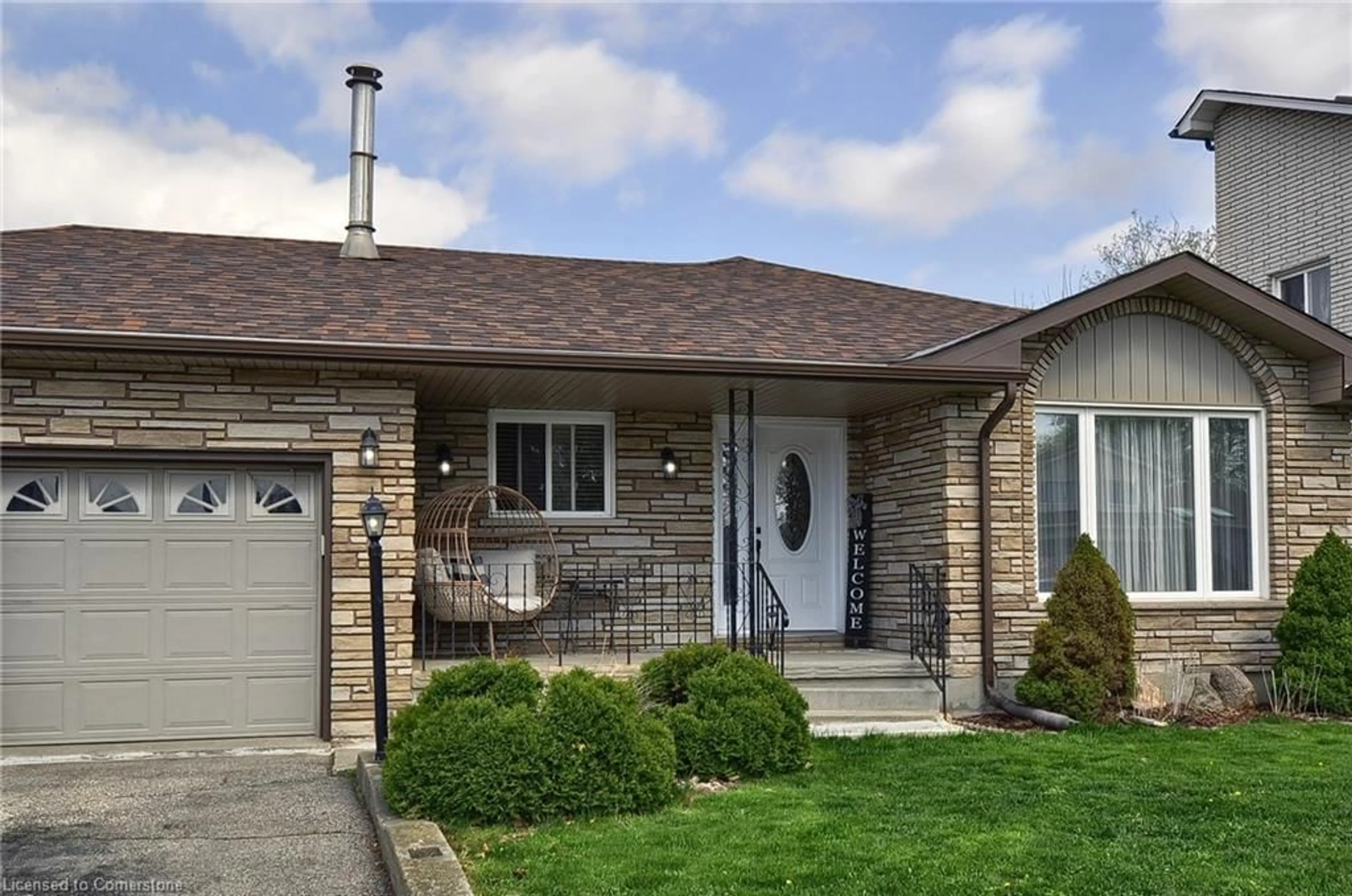 Home with brick exterior material, street for 39 Wayne Ave, Cambridge Ontario N1R 5L2
