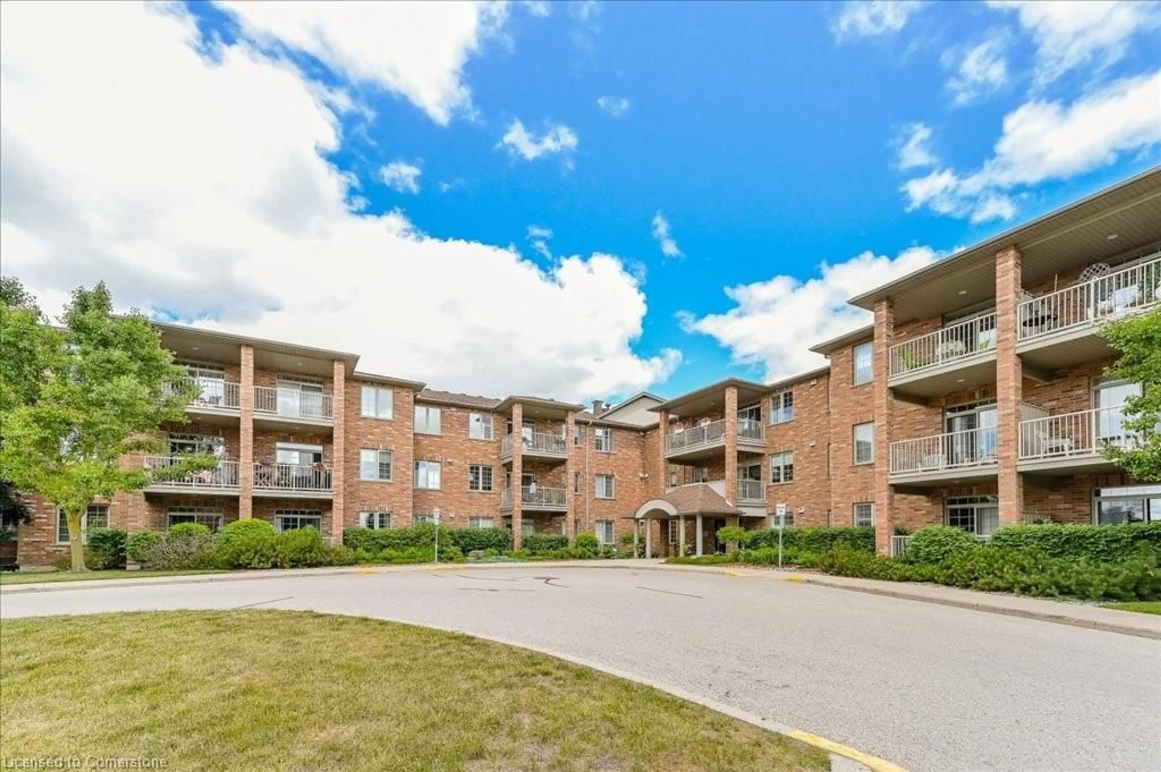 A pic from outside/outdoor area/front of a property/back of a property/a pic from drone, unknown for 20 Station Sq #308, Elora Ontario N0B 1S0
