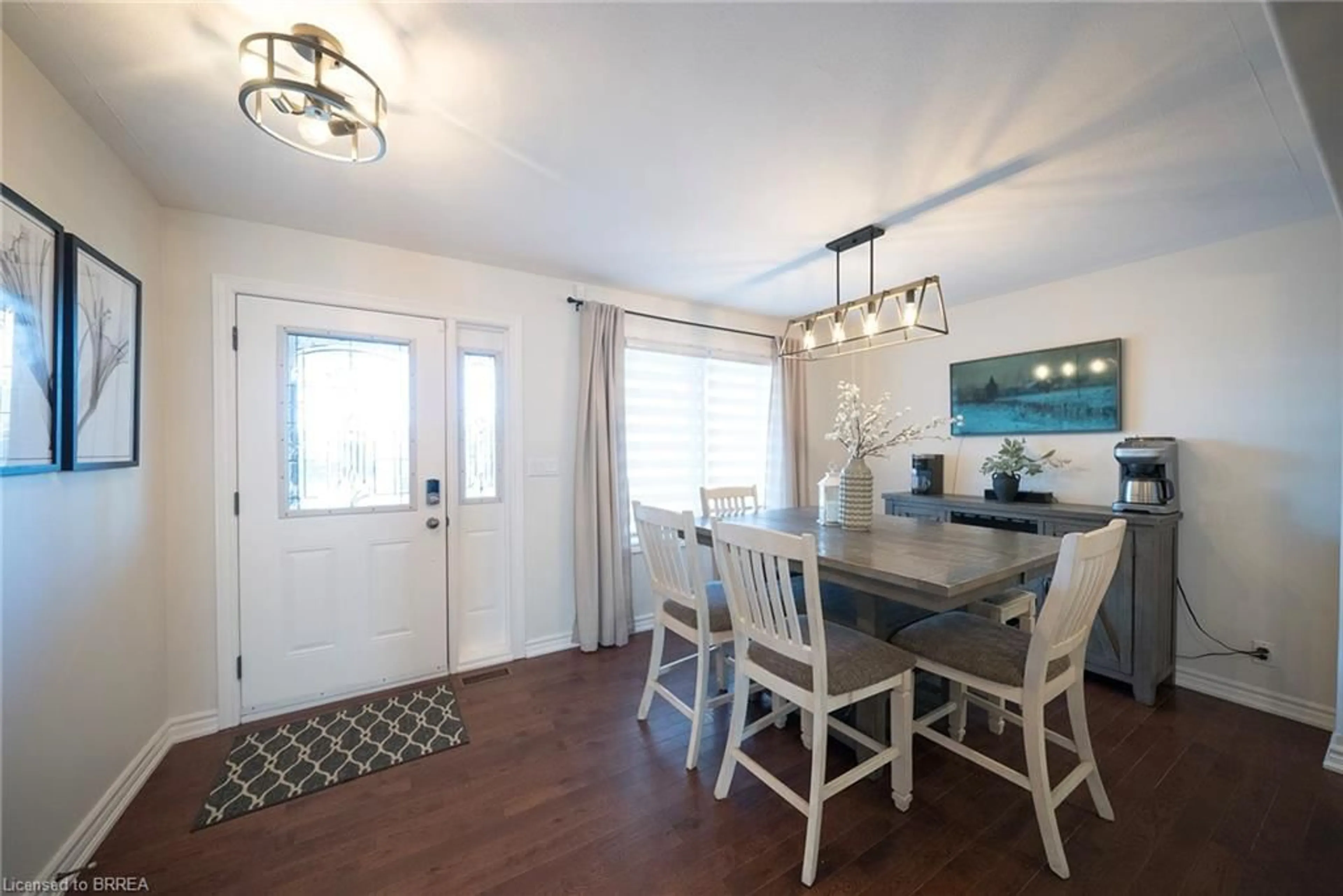 Dining room, wood/laminate floor for 38 Davis St, Jarvis Ontario N0A 1J0