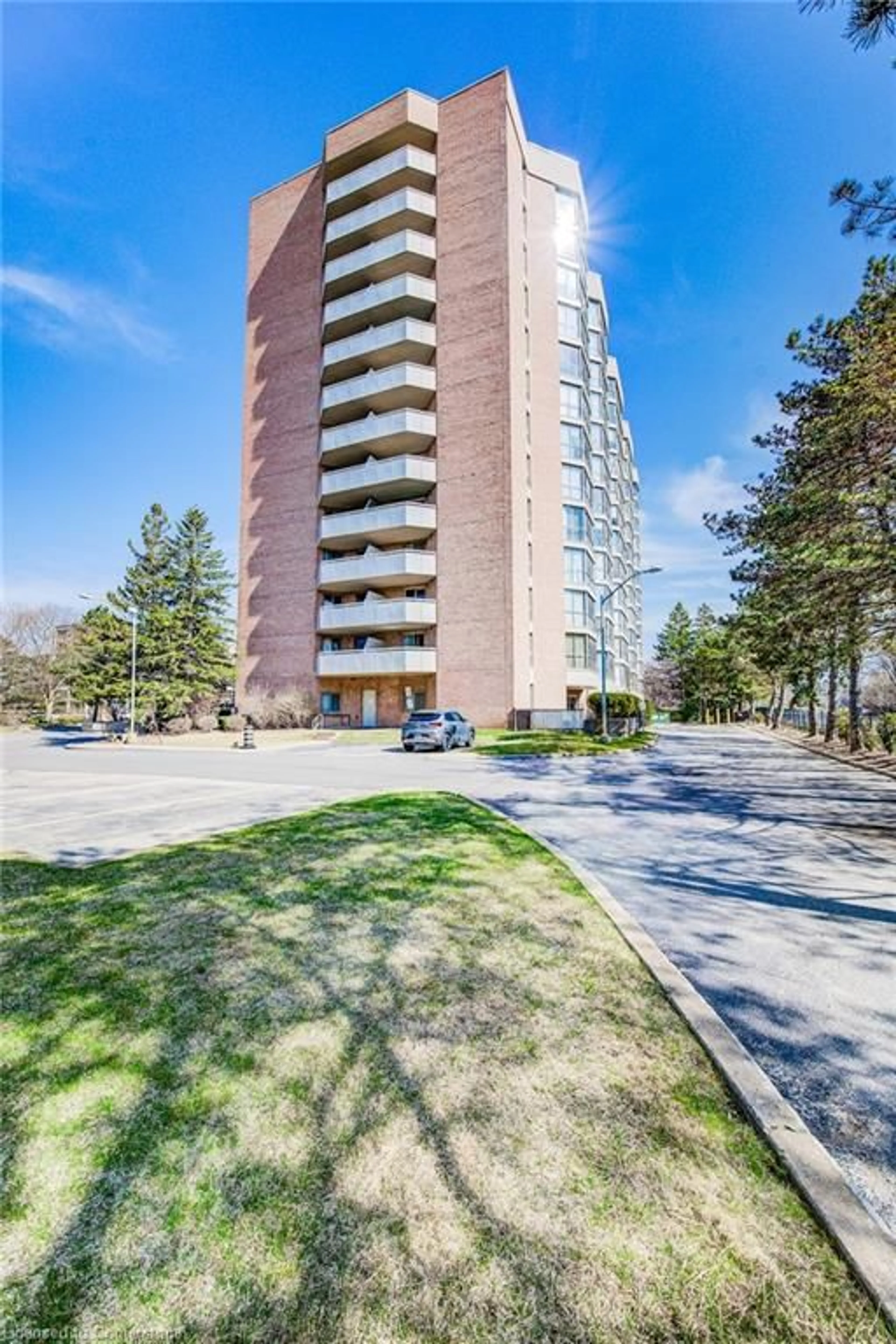 Unknown for 265 Westcourt Pl #509, Waterloo Ontario N2L 6E4