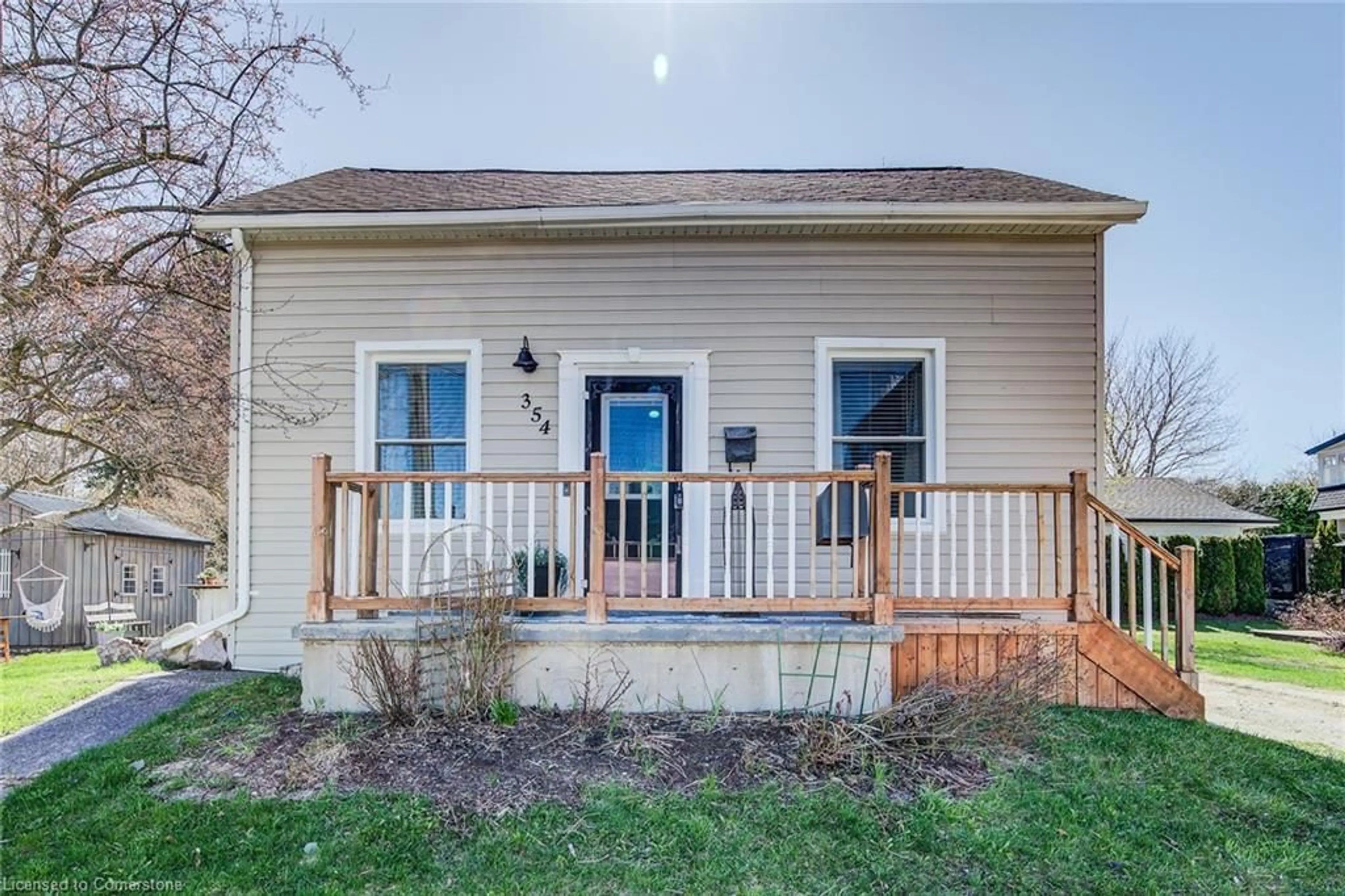 Home with vinyl exterior material, street for 354 Davidson Ave, Listowel Ontario N4W 3A6