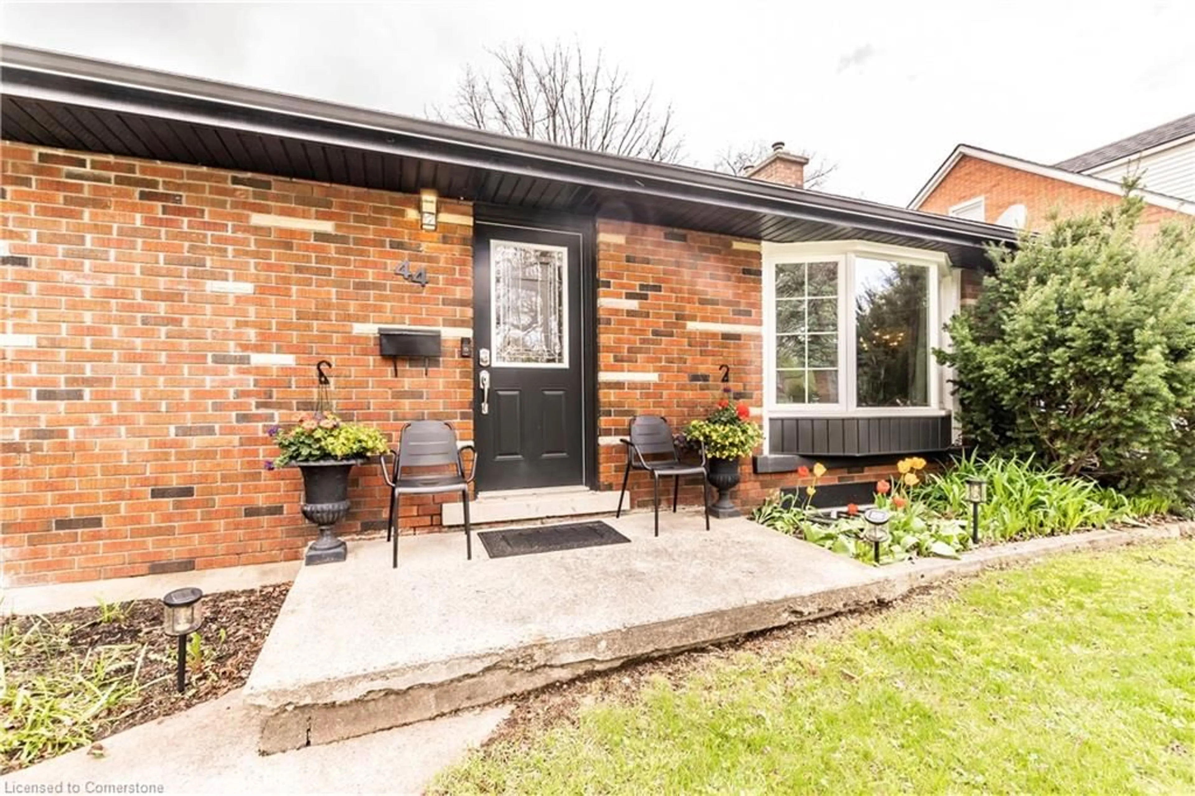 Home with brick exterior material, street for 44 Christopher Dr, Cambridge Ontario N1R 4R4