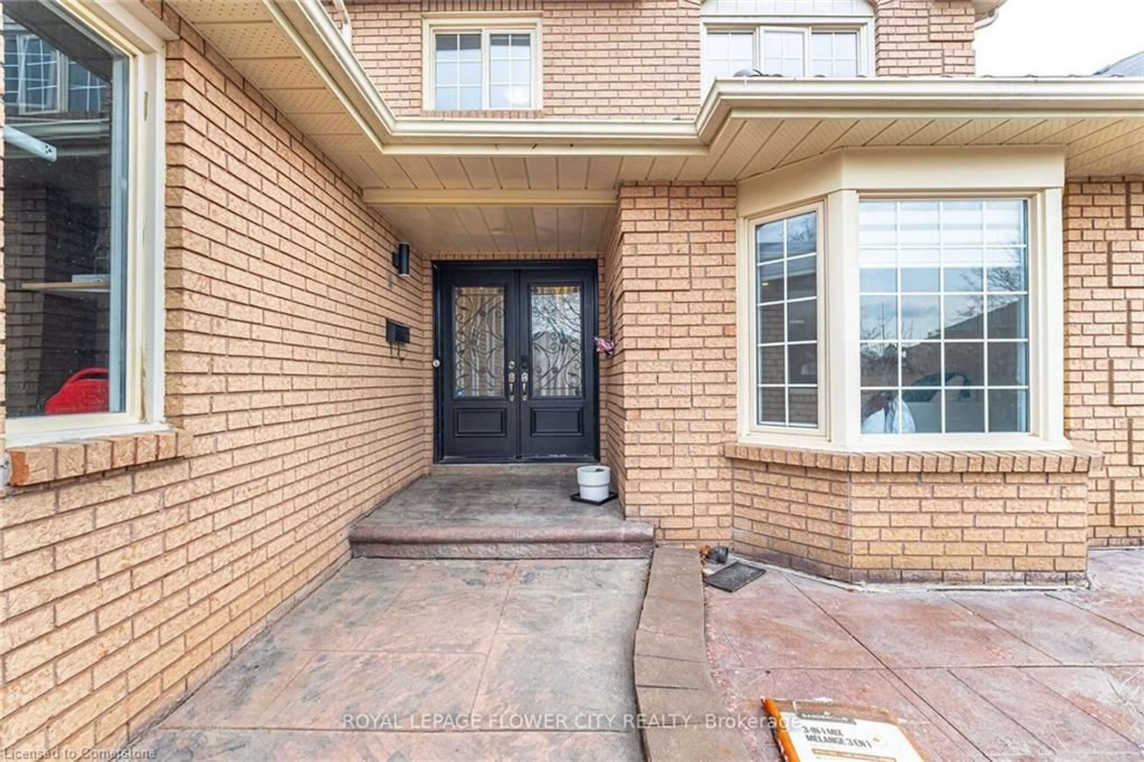 Home with brick exterior material, street for 47 Burgby Ave, Brampton Ontario L6X 2G7