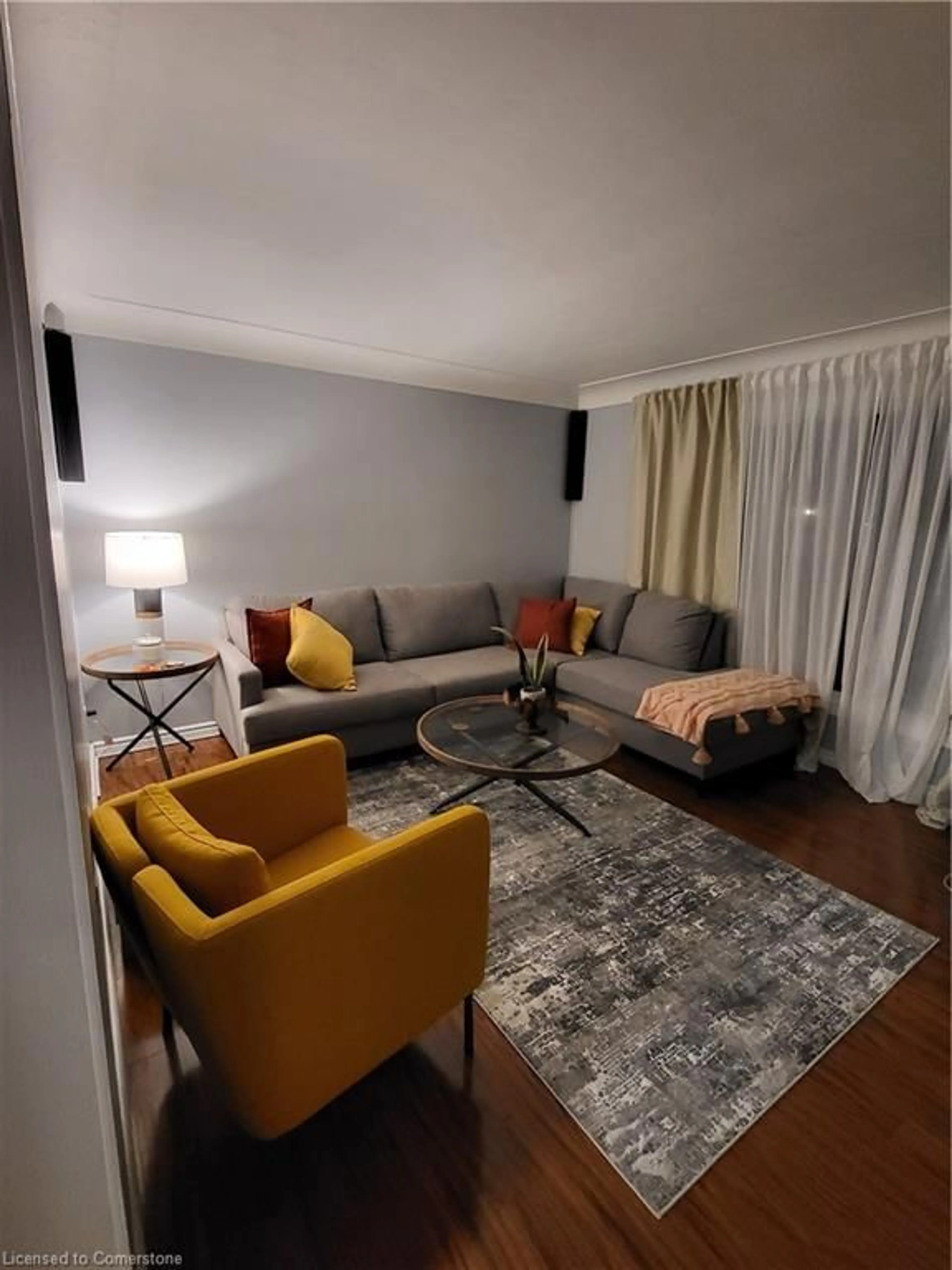 Living room with furniture, unknown for 490 Cochrane Rd, Hamilton Ontario L8K 3H3