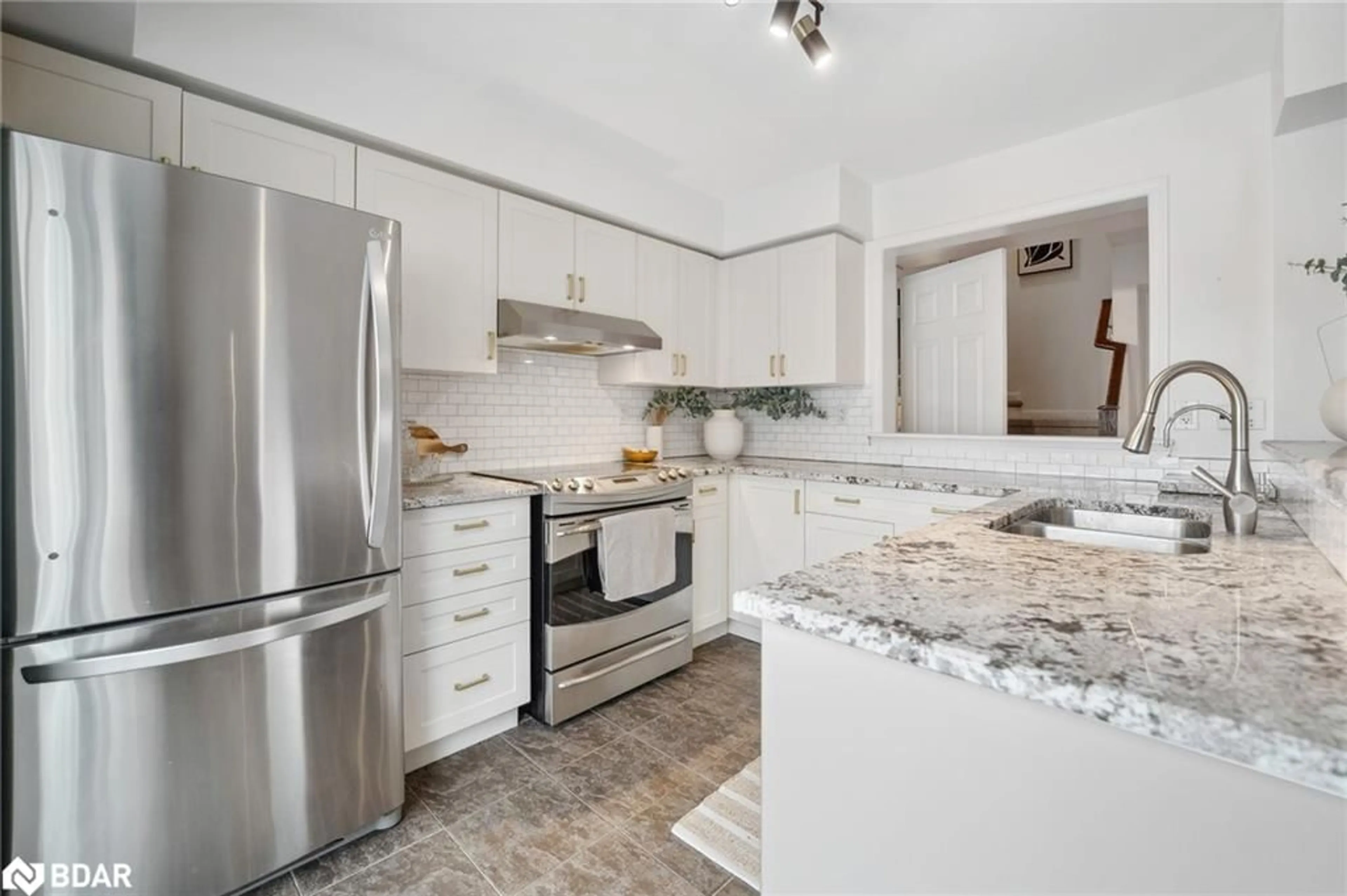 Unknown for 2614 Dashwood Dr #49, Oakville Ontario L6M 0K5