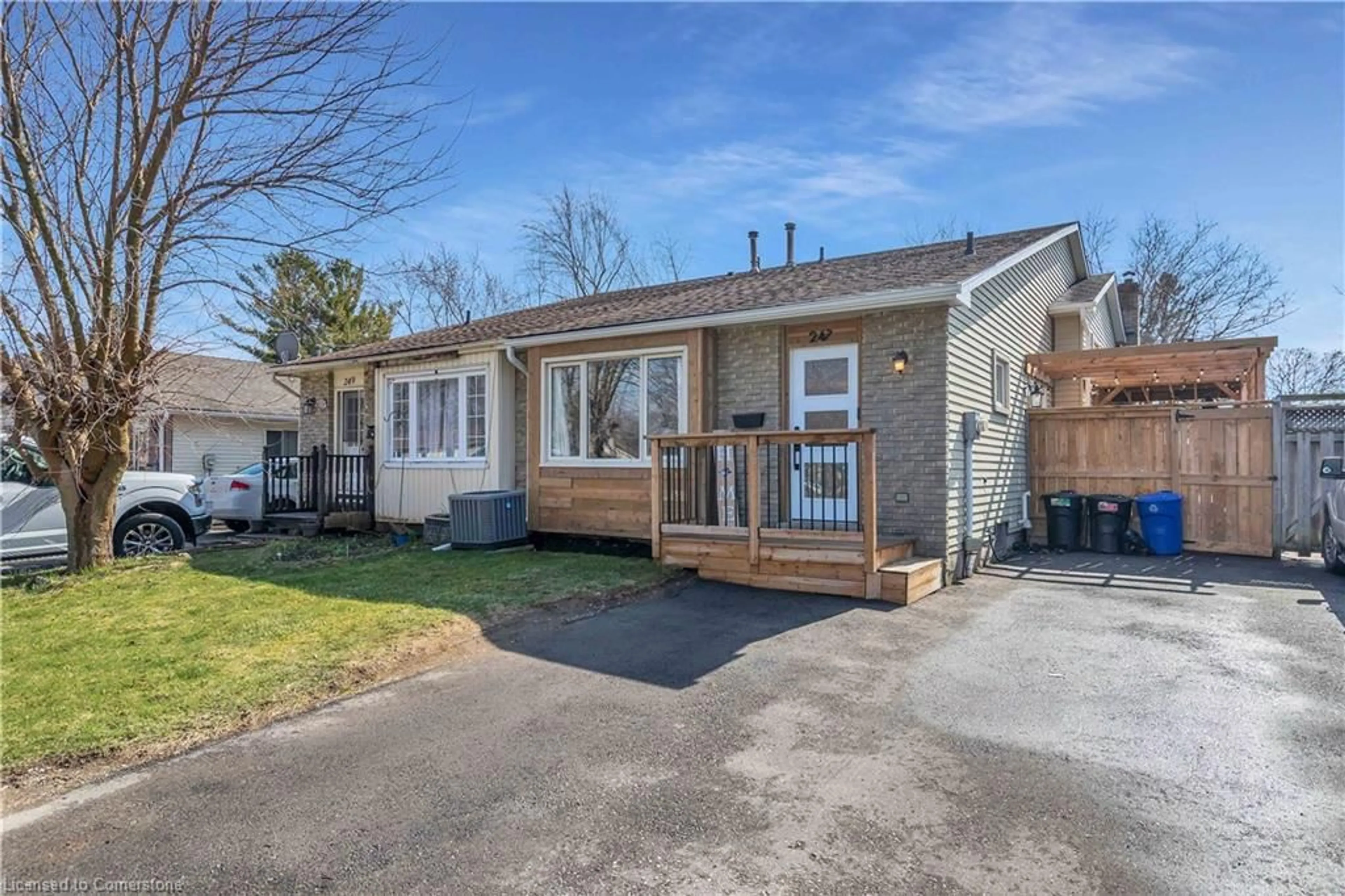 Unknown for 247 Heritage Dr, Kitchener Ontario N2B 3A9
