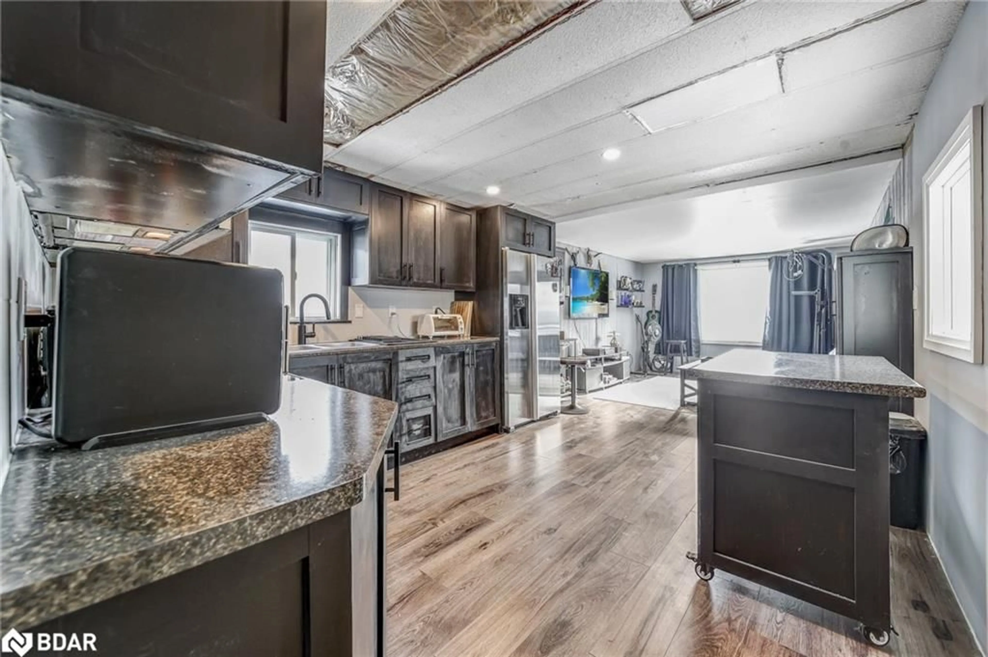 Open concept kitchen, unknown for 2 East St, Angus Ontario L0M 1B1