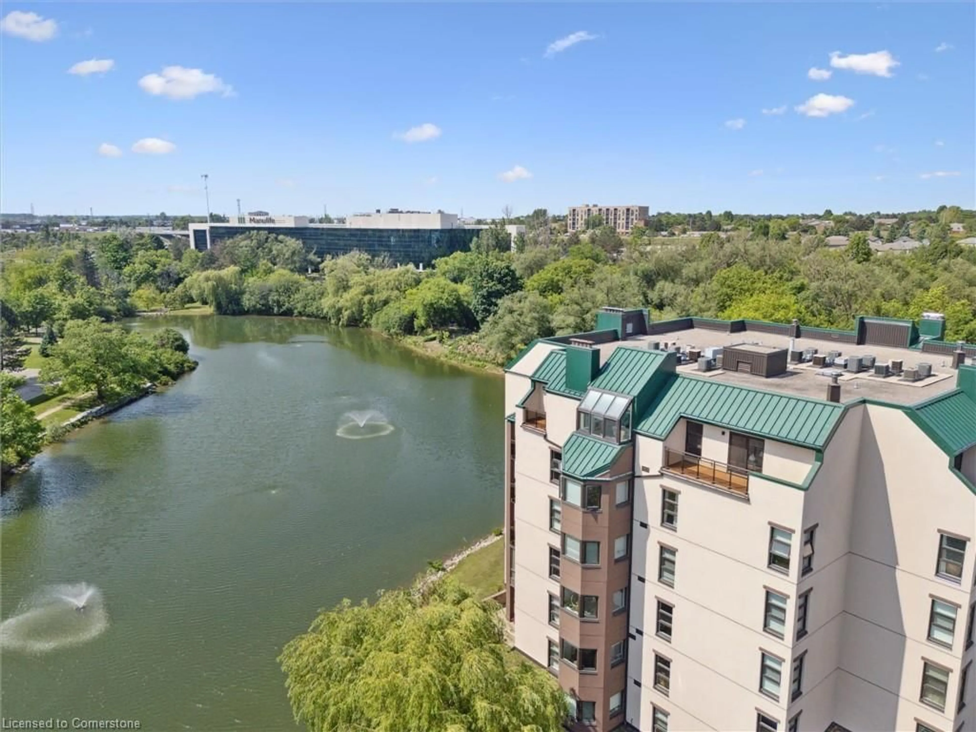 A pic from outside/outdoor area/front of a property/back of a property/a pic from drone, water/lake/river/ocean view for 54 Blue Springs Dr #62, Waterloo Ontario N2J 4M4