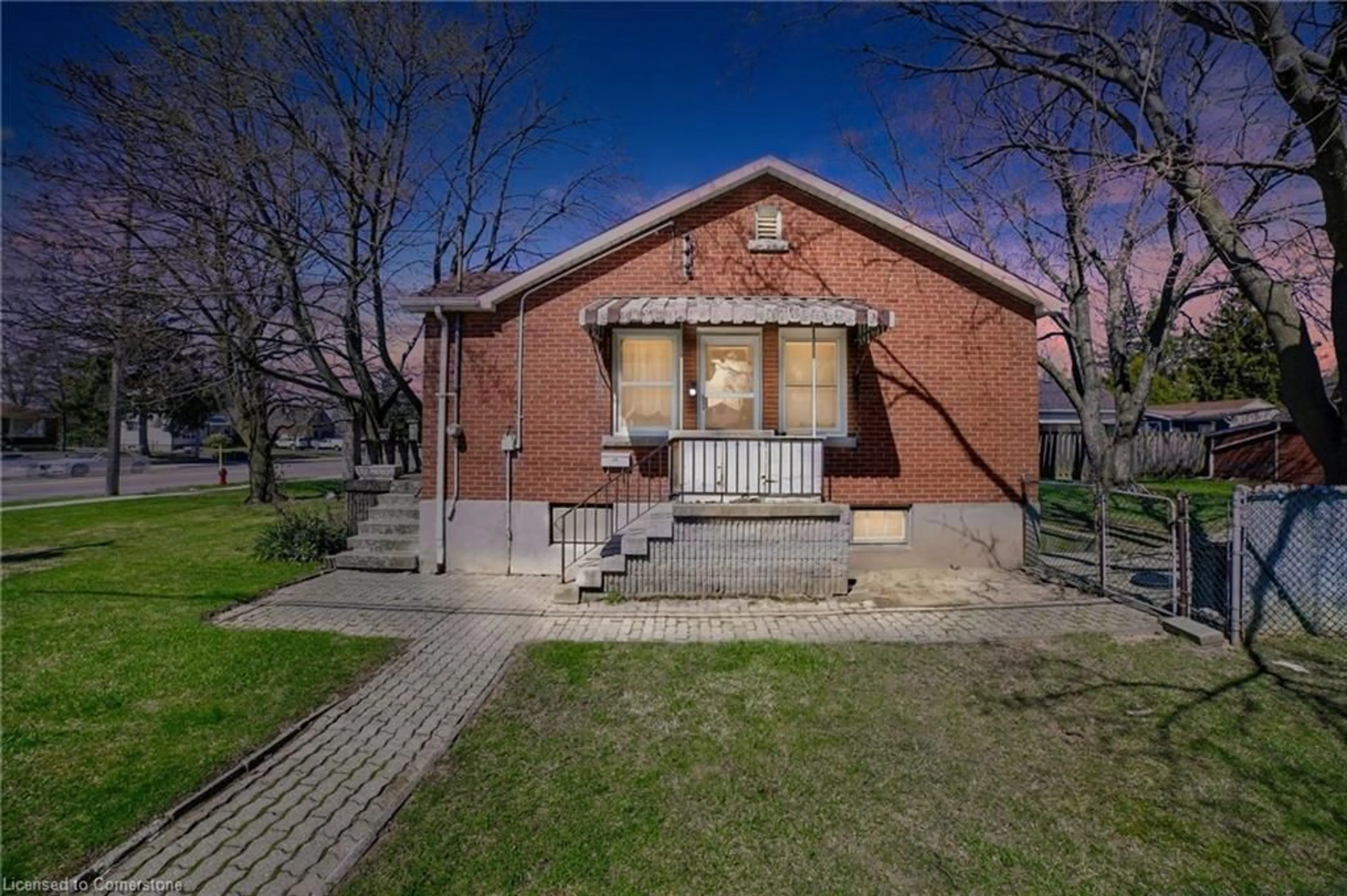 Unknown for 125 Mohawk Rd, Hamilton Ontario L9A 2H3