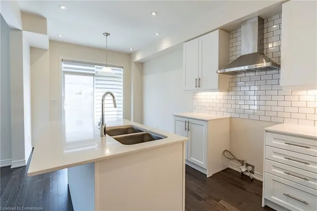Additional property image - 55 William Dunlop St
