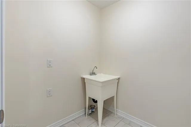Additional property image - 55 William Dunlop St