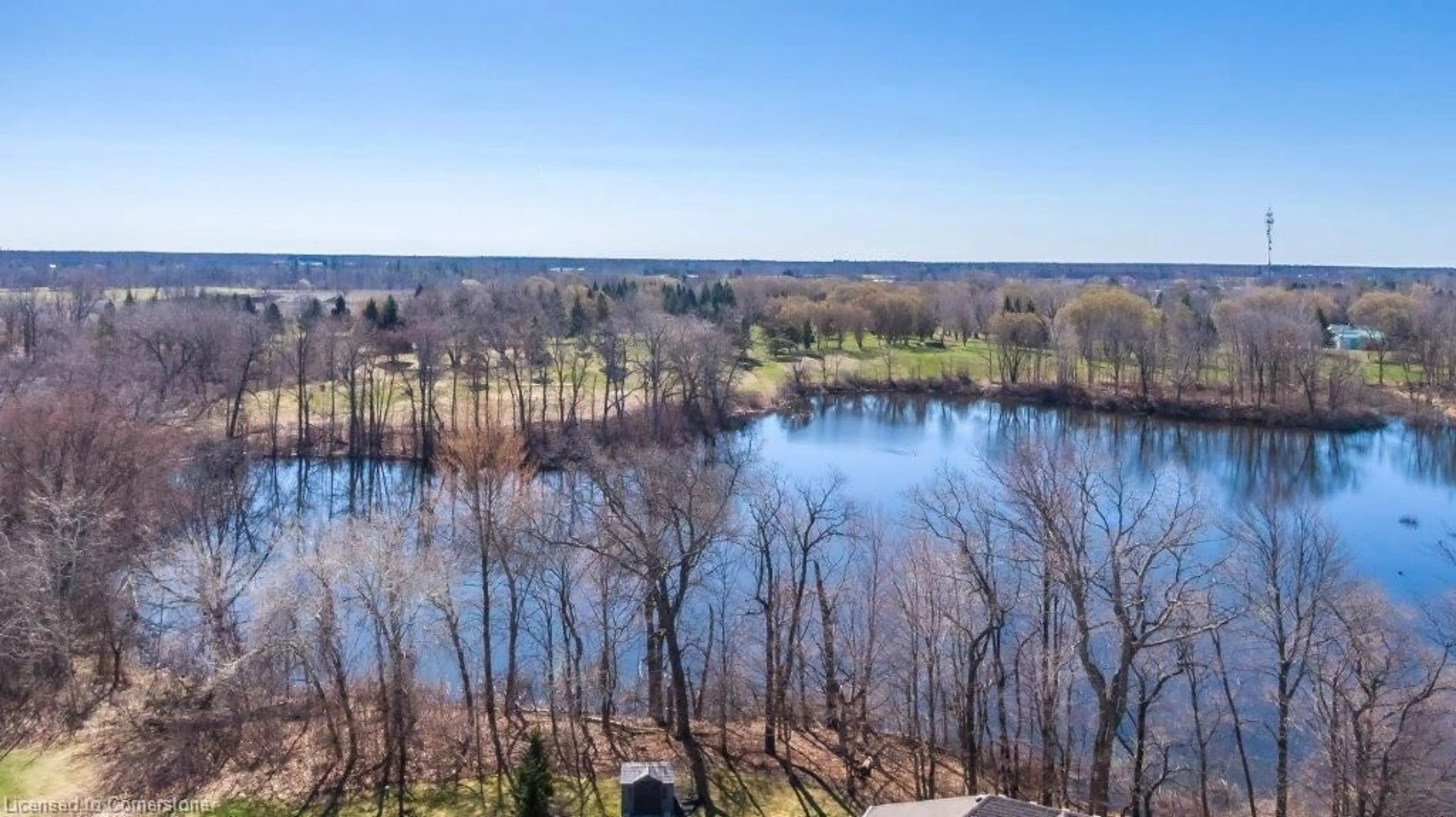A pic from outside/outdoor area/front of a property/back of a property/a pic from drone, water/lake/river/ocean view for 35 Viola Crt, Delhi Ontario N4B 3C9