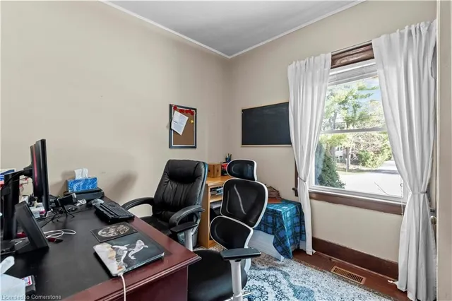 Additional property image - 973 Garden Lane